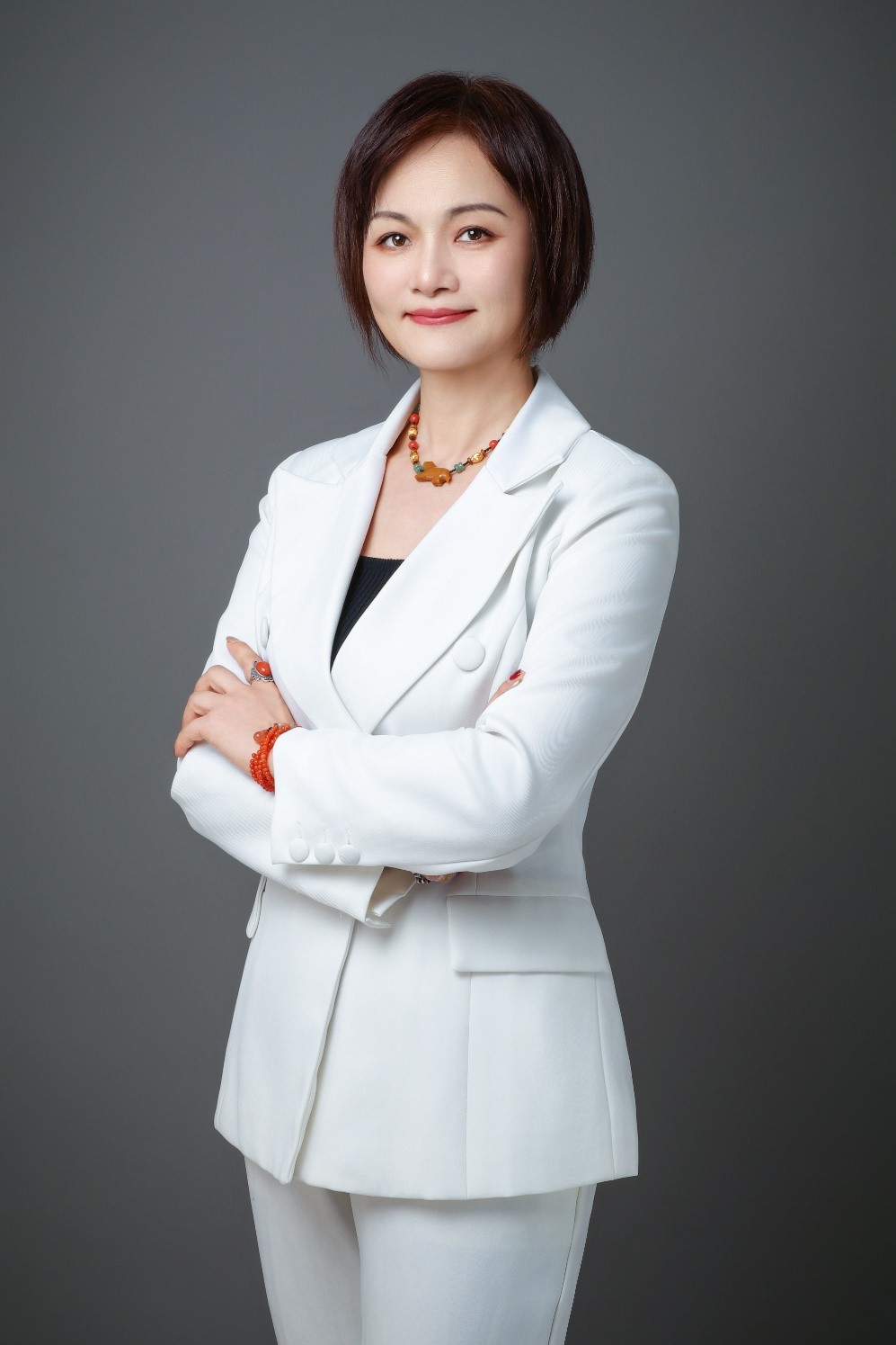 胡艷.jpg